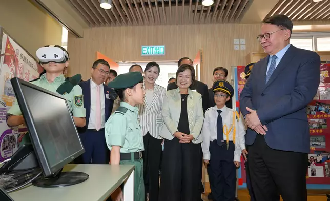 Government holds Learning Outcomes Sharing Session of "Salute to the National Flag" Beijing Visit Delegation to promote outcomes of the activity among young people and all sectors of society (with photos/video) Source: HKSAR Government Press Releases