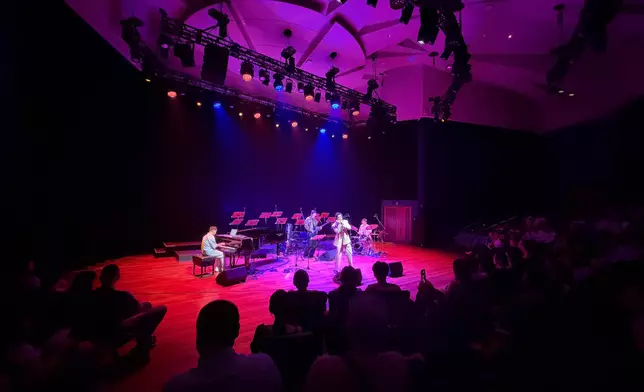 Singapore ETO supports Hong Kong harmonica virtuoso CY Leo's concert and music exchanges in Singapore Source: HKSAR Government Press Releases
