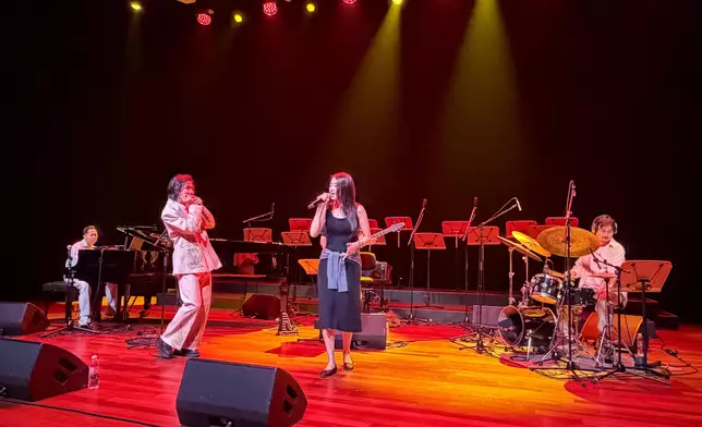 Singapore ETO supports Hong Kong harmonica virtuoso CY Leo's concert and music exchanges in Singapore Source: HKSAR Government Press Releases