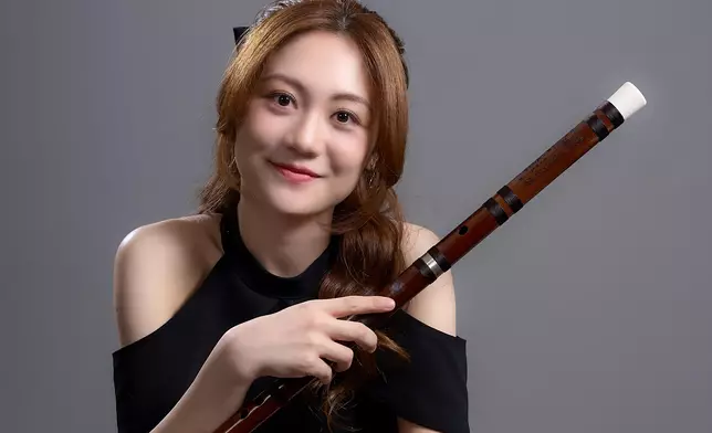 LCSD's "Hong Kong Artists" Series to present Dizi Recital by Candy Yau Kwan-lam in November Source: HKSAR Government Press Releases