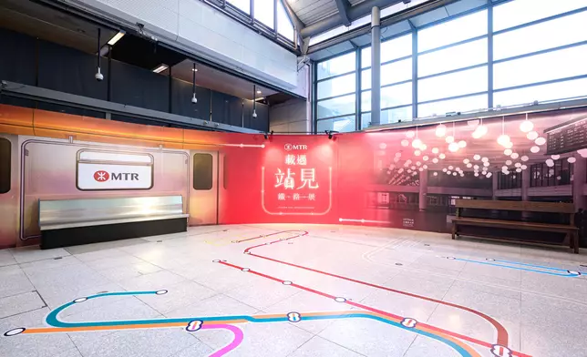 Government announces rollout of new batch of signature tourism projects by Working Group on Developing Tourist Hotspots Source: HKSAR Government Press Releases