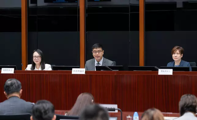 LegCo Members meet with members of Wan Chai and Tuen Mun District Councils Source: HKSAR Government Press Releases