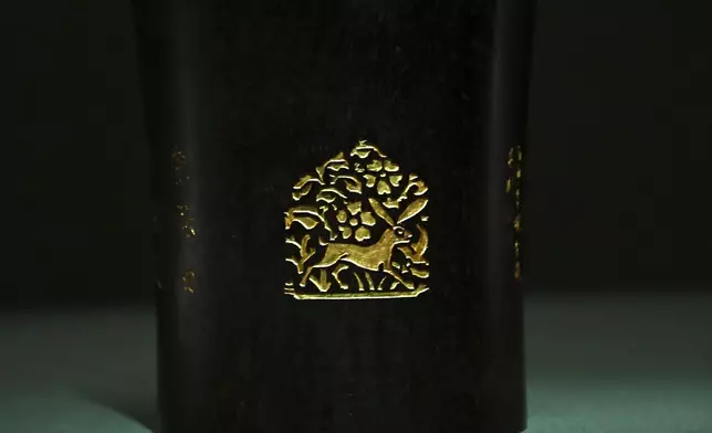 HKMoA receives donation of artefacts from Hua-e Jiaohui Lou collection and launches new exhibition Source: HKSAR Government Press Releases