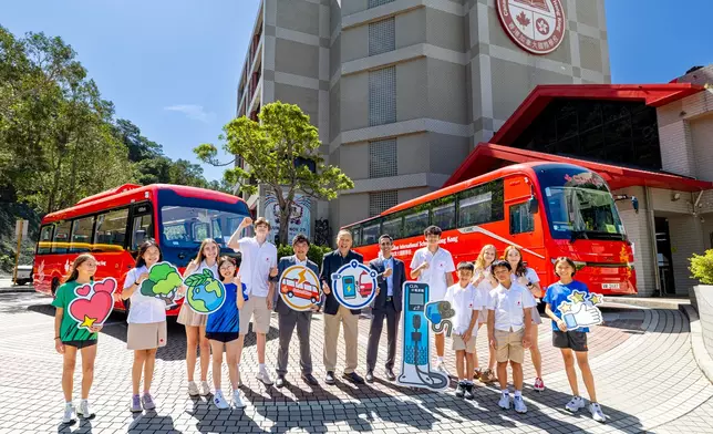 CLPe eMobility Director Mr Saraansh Dave (right), Canadian International School of Hong Kong Head of School Dr Wil Chan (middle) and Kwoon Chung Bus Holdings Limited Engineering Director Mr Rex Wong (left) witness the two fully electric school buses entering service, supporting the adoption of clean energy on campus and the wider uptake of electric commercial vehicles in the city.