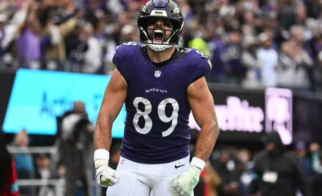 Baltimore Ravens tight end Mark Andrews (89) celebrates his touchdown during the first half of an NFL football game against the Tennessee Titans in Baltimore, Sunday, Oct. 4, 2026. (AP Photo/Nick Wass)