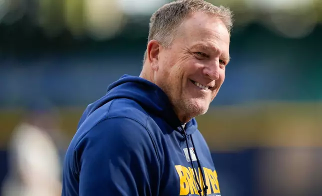 Milwaukee Brewers manager Pat Murphy smiles ahead of Game 1 of baseball's National League Championship Series between the Milwaukee Brewers and the Los Angeles Dodgers, Saturday, Oct. 10, 2026, in Milwaukee. (AP Photo/Kyla Wolf)