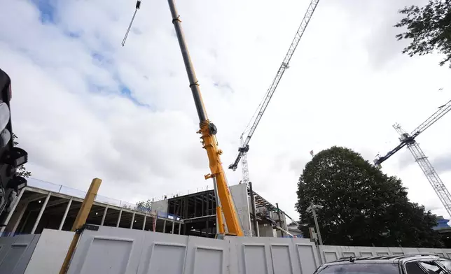 Construction continues on a new White House ballroom complex replacing the former East Wing, Tuesday, Sept. 29, 2026, in Washington. (AP Photo/Alex Brandon)