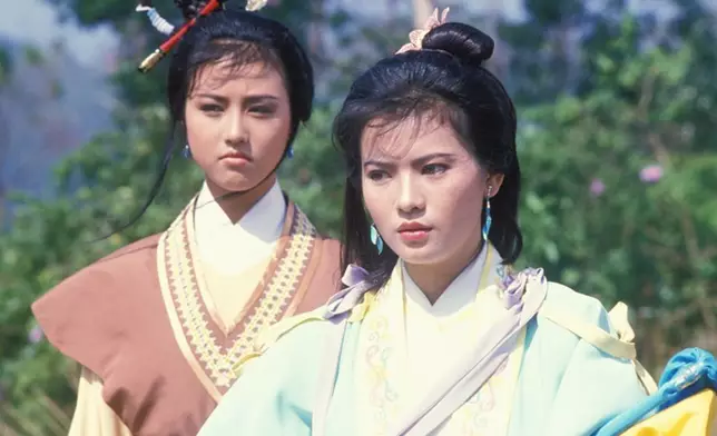 藍潔瑛(右)、周海媚(左)《真命天子》劇照。