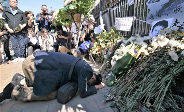 羅伯家屬早前到事發現場路祭。資料圖片