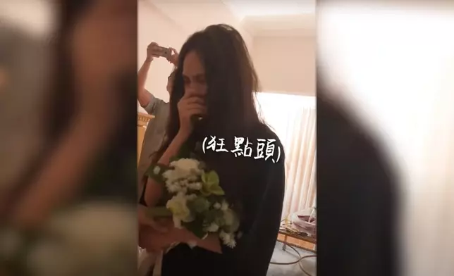 丞琳密密更新Youtube Channel，更分享老公李榮浩的求婚片段。