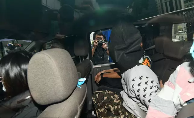 警方將疑犯扣查。資料圖片