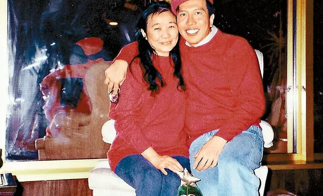 陳振聰與龔如心晚晚相見，曾被妻子懷疑有染。