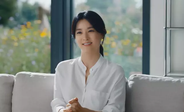 李英愛在最近的新代言廣告中也狀態超好（網上圖片）