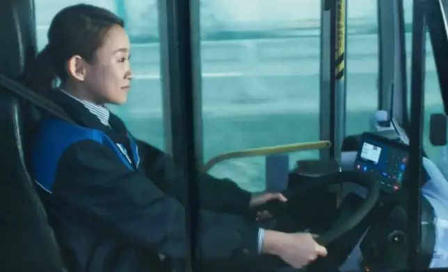 王菀之大改形象演女巴士司機的《阿索的故事》安排在11月上映。