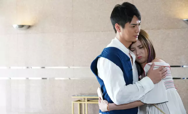 《木棘証人》中秀文演的「Yuki」跟羅子溢演的「高力基」拍拖10年。