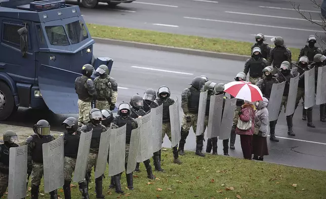 白俄當局仍然強力鎮壓，一口氣逮捕逾800人。AP圖片