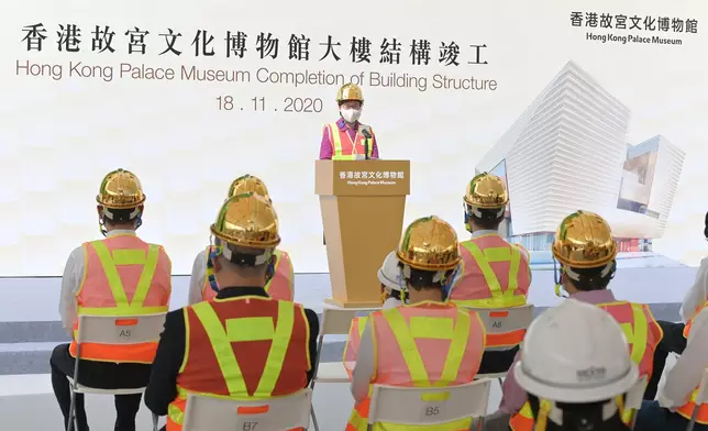 林鄭月娥視察博物館工程項目進度。政府新聞處圖片