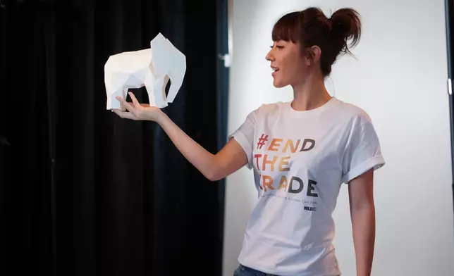 劉心悠為野生動物保護組織發起的活動「End The Trade」，拍攝宣傳短片。