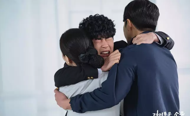 趙炳圭與父母重逢的戲份被讚感人（網上圖片）