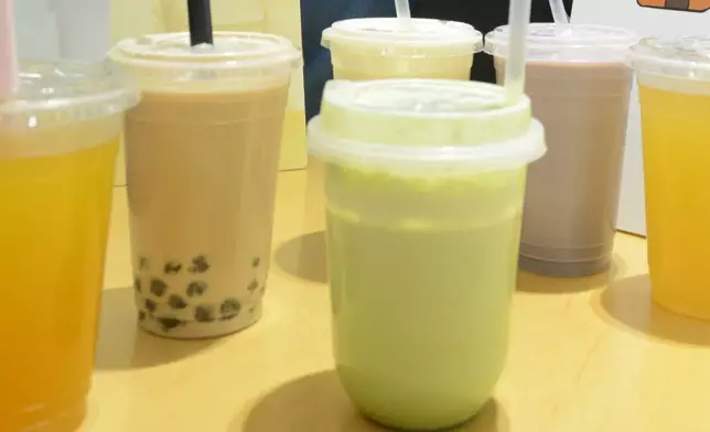 營養師表示，長期喝含糖飲品本來就對身體不好，也容易形成血脂肪造成血管的阻塞。資料圖片