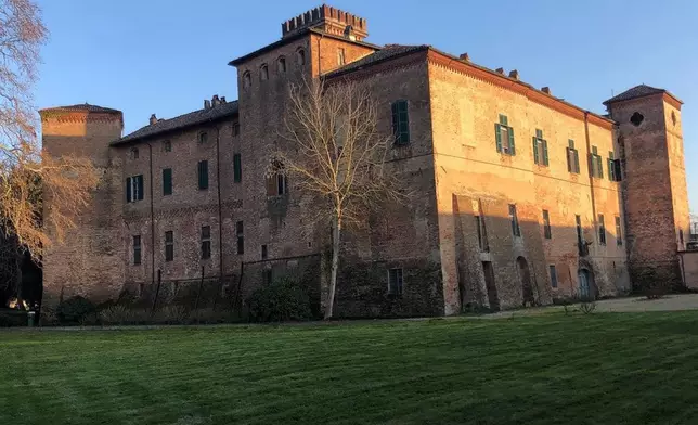 Ludovica目前與家人同住在桑納扎羅城堡（Castello Sannazzaro）。網上圖片