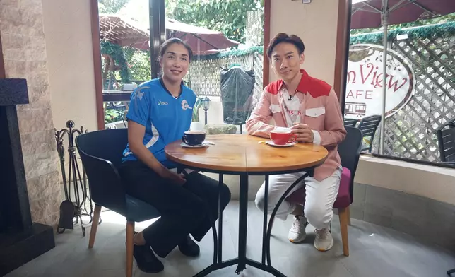 孫玥與Patrick Sir暢談在香港的生活，分享排球生涯，並表達對香港的感受。