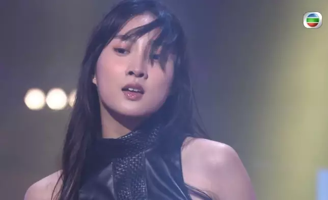 表現獲評判大讚。（影片截圖）