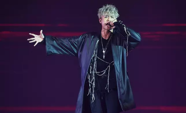 28歲的AK與39歲的DJ麻利傳出緋聞。