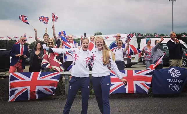 Helen Glover（左）代表英國隊出戰今屆東奧女子雙人單槳項目。Twitter圖片
