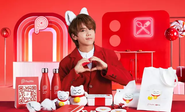 姜濤除了是MIRROR中的人氣王外，更加是吸金王，今年接拍的廣告多不勝數，十分厲害！