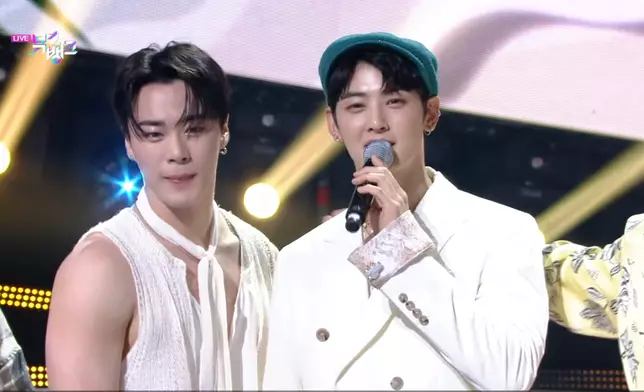 當然不少得感謝粉絲、公司和家人（影片截圖）