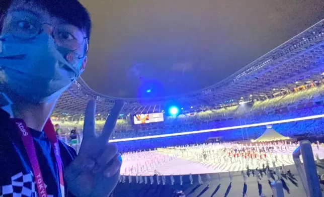 吳業坤為了出席演唱會，專程待奧運結束後，馬上由日本趕回香港。