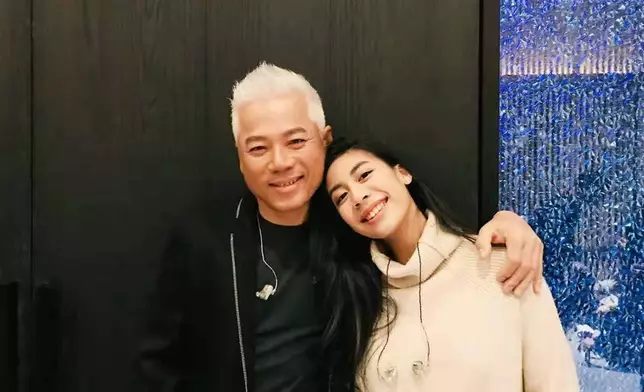 巫啟賢有女傳衣缽。