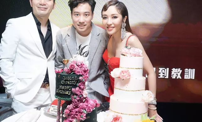 胡曦文facebook圖片