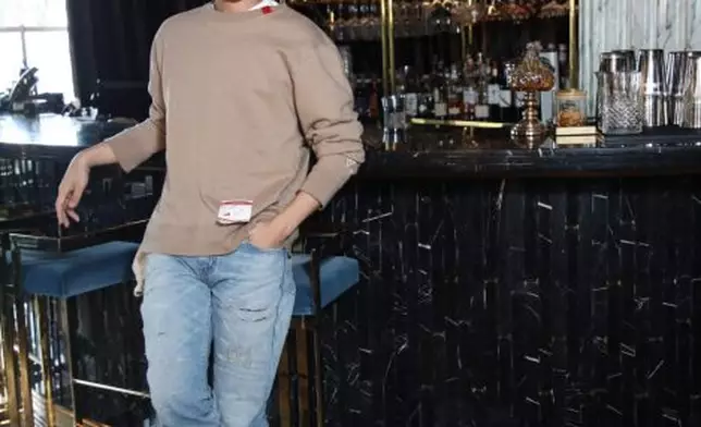 謝霆鋒不提感情事。