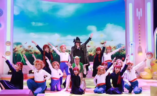 滕麗名雖然甚少公開獻唱呢首歌，但係佢當晚唱起上嚟得心應手，成功炒熱現場氣氛。