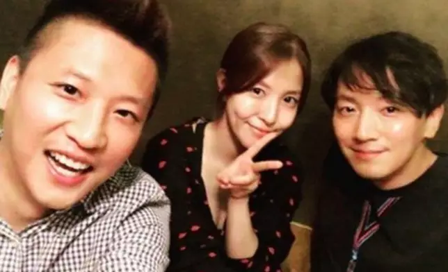權順旭（左）是歌手BoA（中） 的親哥哥（網上圖片）