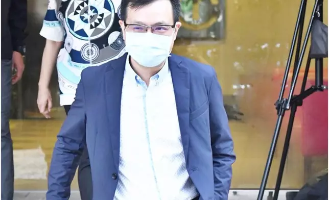 袁孟峰指肝病病人一旦染上新冠病毒，死亡率較高。