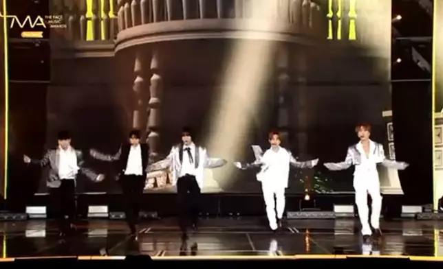 Super Junior久違合體踏上《TMA2021》舞台（網上圖片）