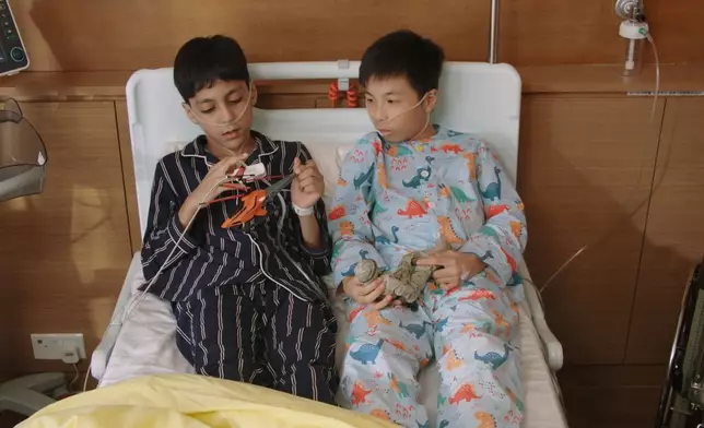 原來製作組當初想找一個與Mike身高及體型相若的小演員，所以卓朗就做咗彥仔呢個角色。