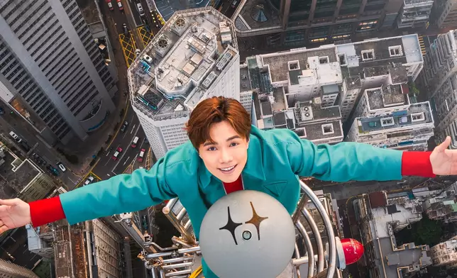 軒仔最近忙於宣傳演唱會Blu-ray碟及綵排跨年演唱會。