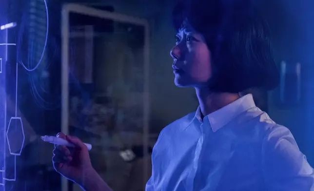 裴斗娜飾演宇宙生物學家「宋智安」(Netflix資料圖片)
