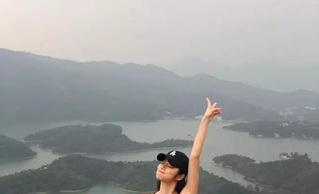 平時喜歡行山做運動。