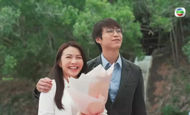 吳業坤成功抱得美人歸。