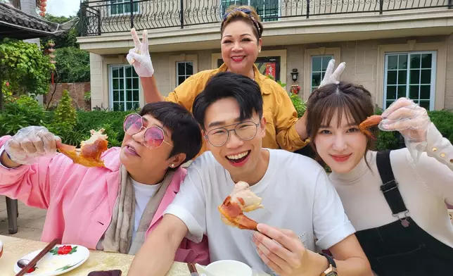 黑妹（左）同埋鞏姿希（右）都係嘉賓之一。