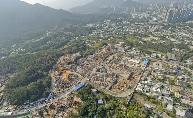 皇后山邨1及7座改為隔離設施。資料圖片