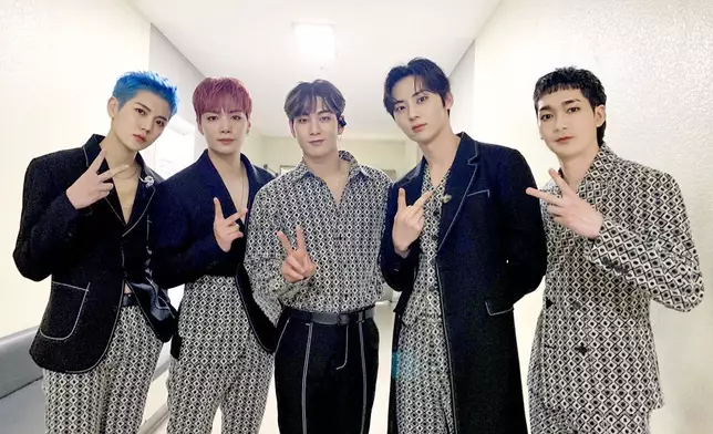 黃旼炫透過組合NU'EST出道（網上圖片）