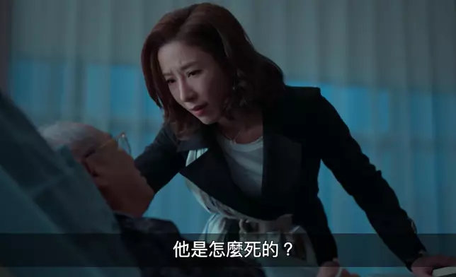 仲講埋自己點樣對耀祖(黃浩然飾 )見死不救。