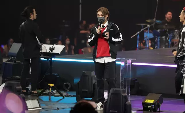 Jer的《狂人日記》奪得「CHILL CLUB年度十大歌曲」第六位。