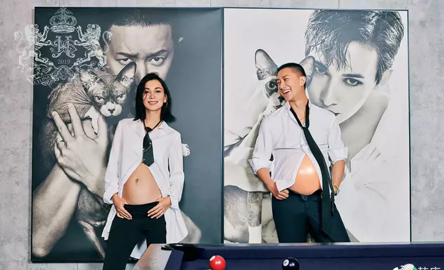 韓庚在今年5月宣佈老婆盧靖姍懷有身孕。